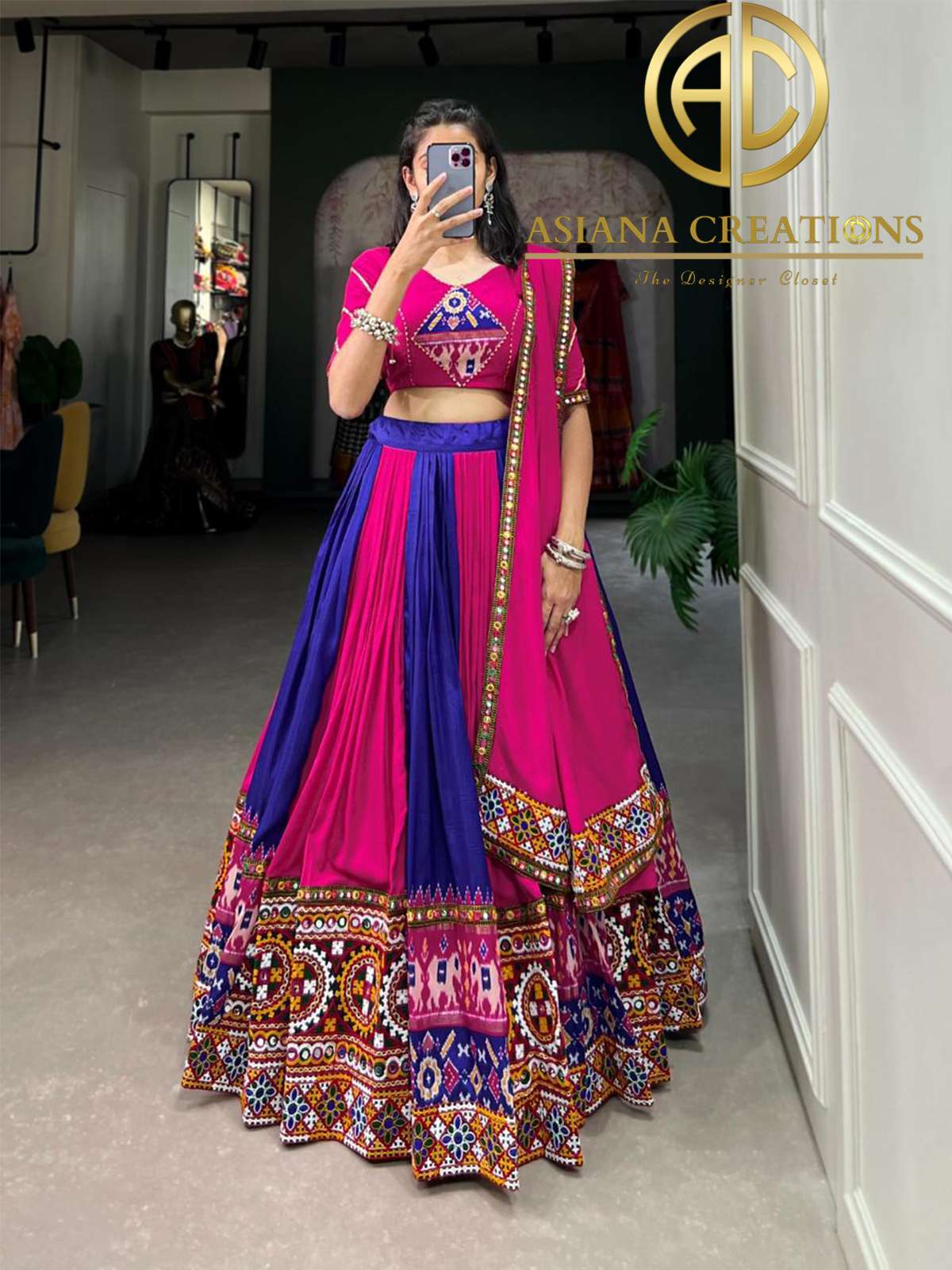 Navratri Lehenga Choli Sets LNB1617RBL