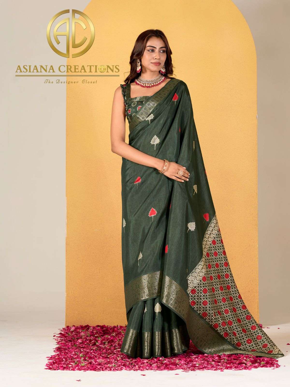 Silk Traditional Wedding Saree with Blouse Piece DS590002