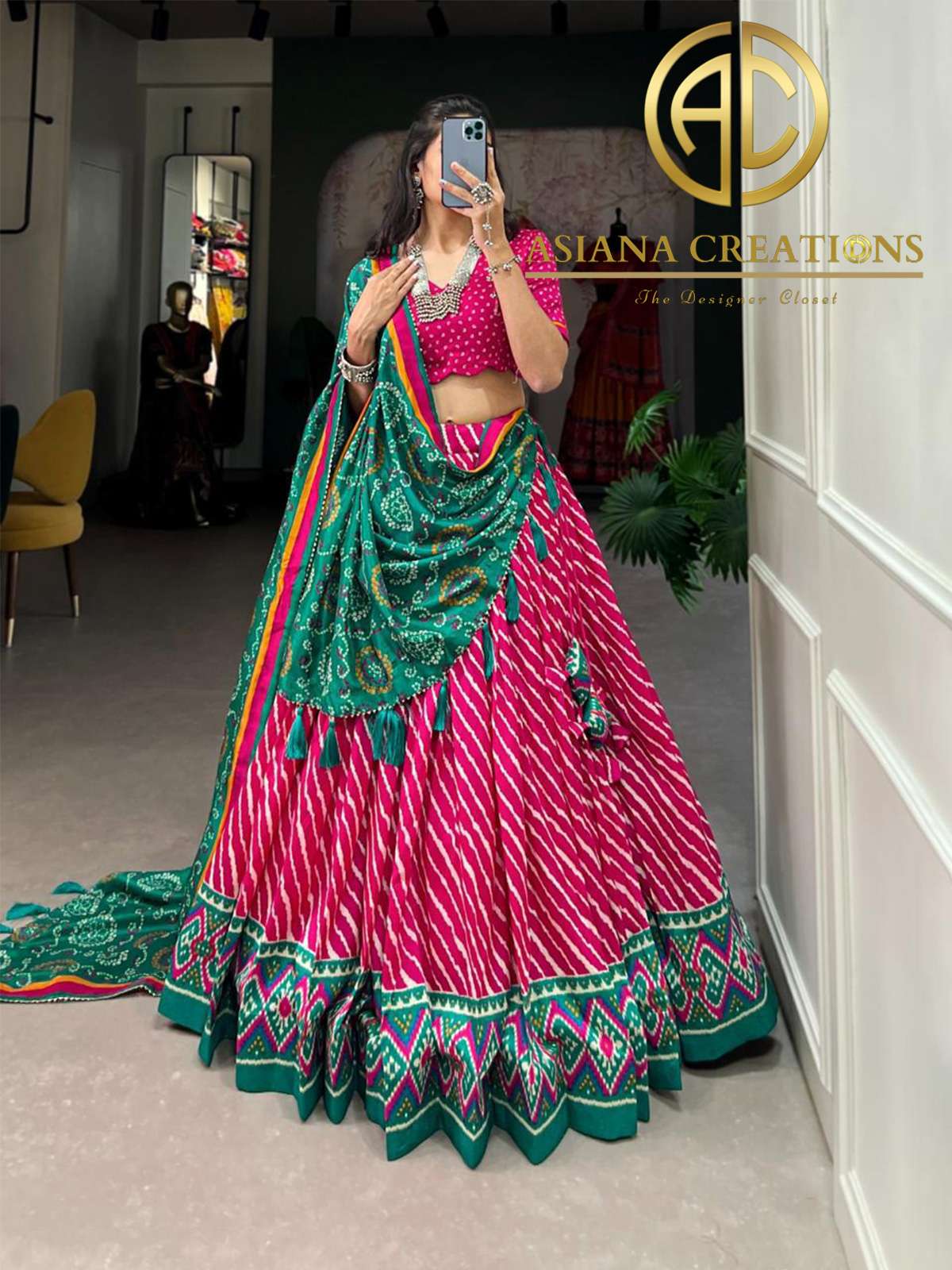 Navratri Lehenga Choli Sets LNB1224PNK