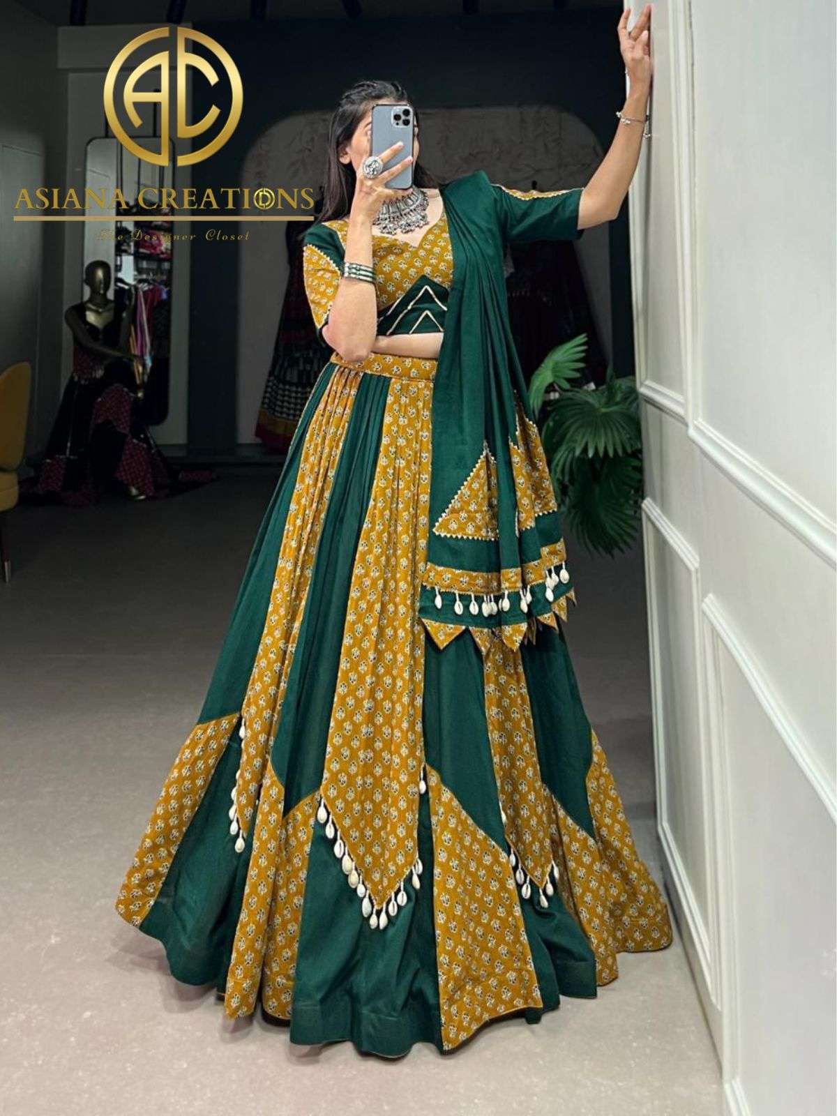 Navratri Lehenga Choli with Koti Sets  LNB1620GRN