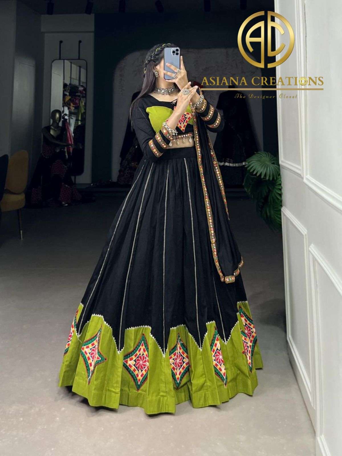 Navratri Lehenga Choli Sets LNB1656BLK