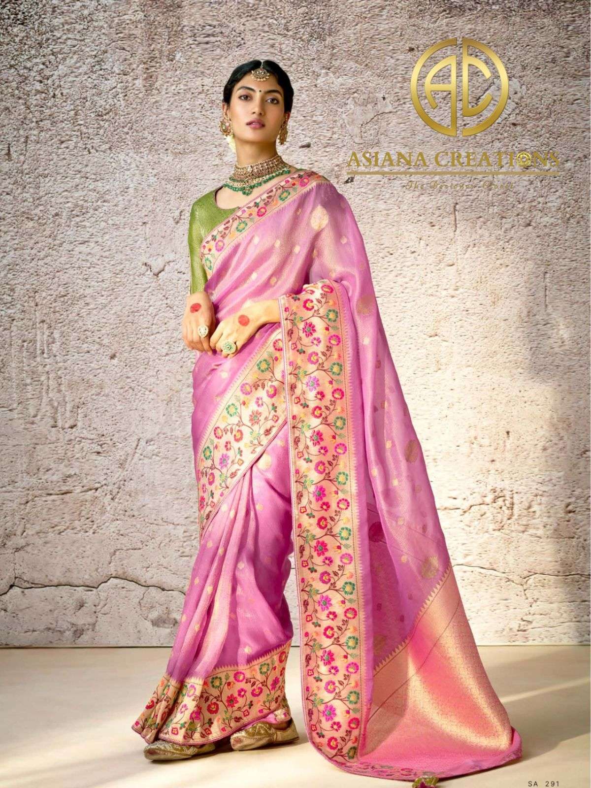 Banarasi Silk Traditional Wedding Saree with Blouse DS291