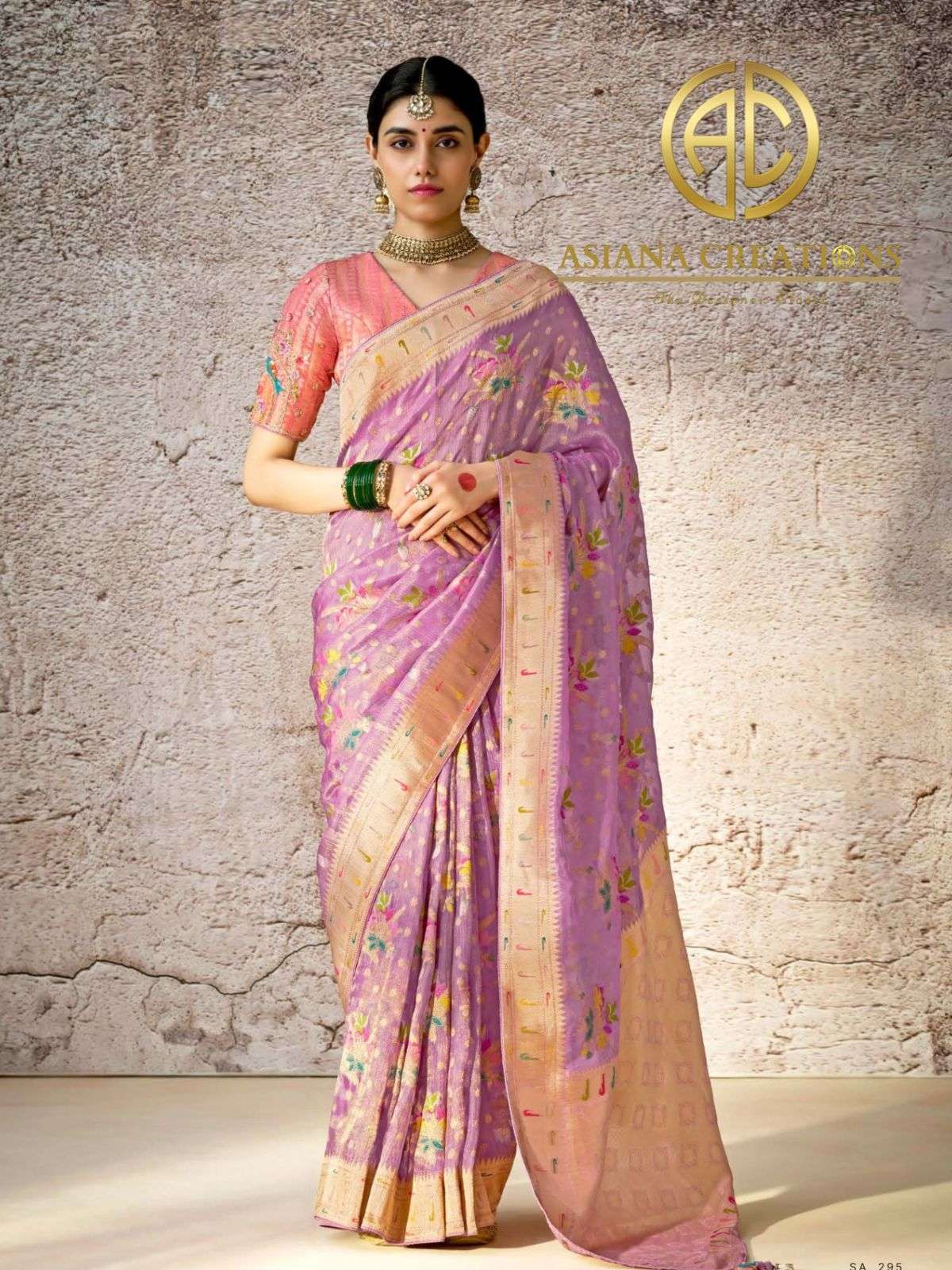 Banarasi Silk Traditional Wedding Saree with Blouse DS295